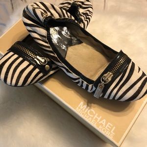 Michael Kors Flats 9 1/2
